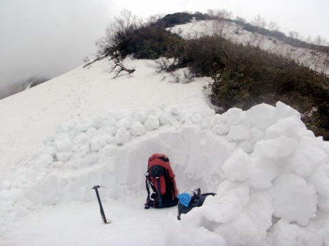 2012.4.21-22　谷川・武能岳西尾根（雪山）