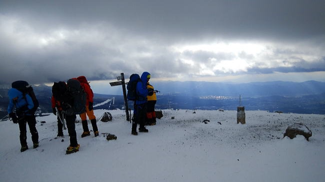 2020.1.3-4　北八ツ・北横岳～雨池山～縞枯山～渋ノ湯（雪山）