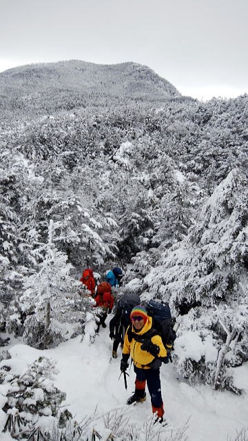 2020.1.3-4　北八ツ・北横岳～雨池山～縞枯山～渋ノ湯（雪山）