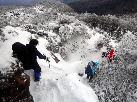 2020.1.3-4　北八ツ・北横岳～雨池山～縞枯山～渋ノ湯（雪山）