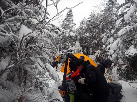2020.1.3-4　北八ツ・北横岳～雨池山～縞枯山～渋ノ湯（雪山）