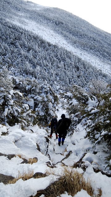2020.1.3-4　北八ツ・北横岳～雨池山～縞枯山～渋ノ湯（雪山）