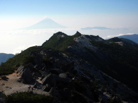 2018.8.4-5　鳳凰三山（尾根歩き）