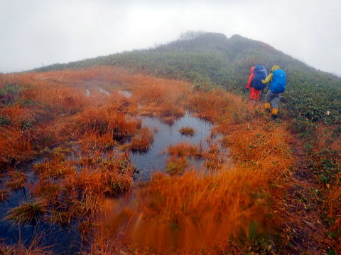2018.10.6-8　越後駒ヶ岳（尾根歩き）