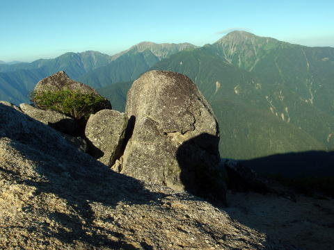 2018.8.4-5　鳳凰三山（尾根歩き）