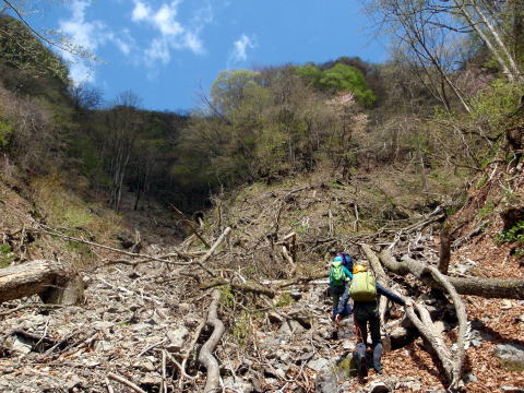 2016.4.29　倉沢長尾谷（沢登り）
