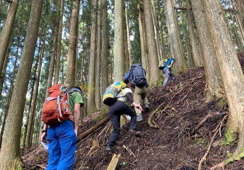 2020.11.3　日光・火戸尻山～鳴虫山（尾根歩き）