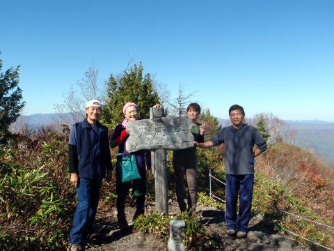 2014.10.18-19　茅刈り手伝い＆湯ノ倉山～大嵐山（尾根歩き・イベント）