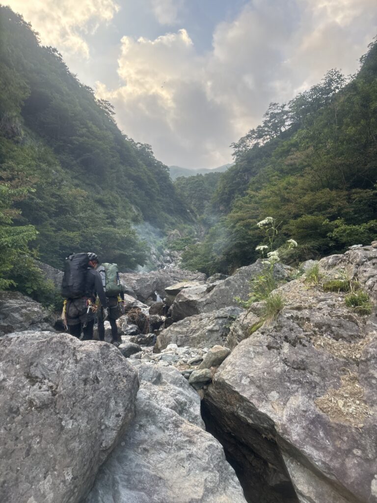 2025.8.30-31 谷川 万太郎谷本谷(沢登り)