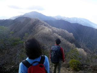 2020.11.22 本社ヶ丸から女坂峠と大沢山(ハイキング)