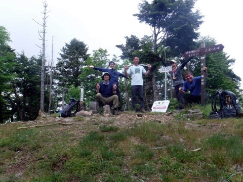 2023.6.10　牛奥ノ雁ヶ腹摺山（尾根歩き）