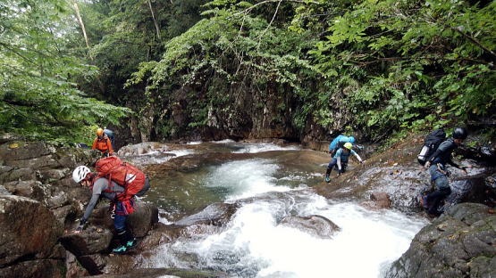 2019.8.31-9.1中ノ岐沢(沢登り)